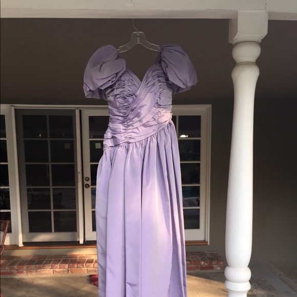 Be the Belle of the Ball in this handmade gown. - Picture 2 of 8